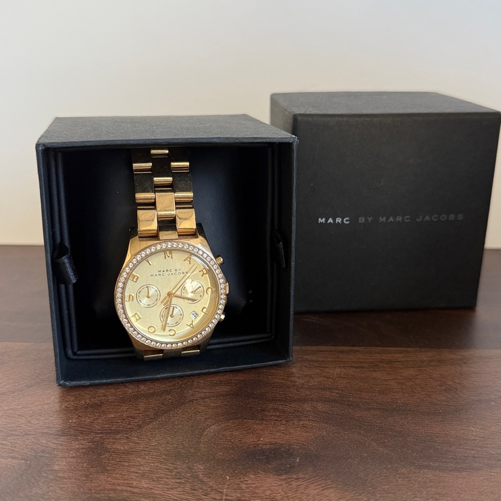 Marc Jacobs Women's Henry Crystal Gold-Tone Watch in Original Box